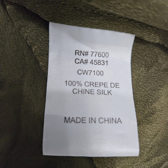 Chaser 100% Silk Green Tank - Size Small - Picture 5 of 7